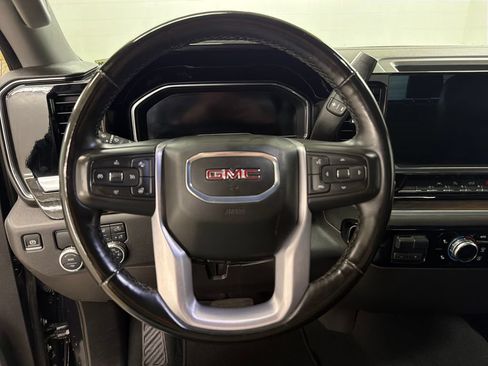Used 2025 GMC Sierra 1500 SLT RWD image 18