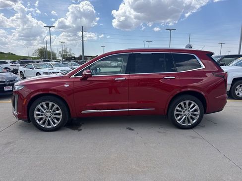 Used 2024 Cadillac XT6 Premium Luxury w/ Technology Package AWD/4WD image 24