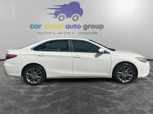 Used 2015 Toyota Camry SE FWD image 6