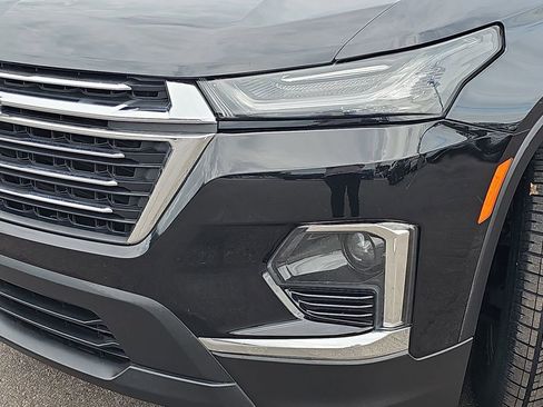 Used 2023 Chevrolet Traverse LT FWD image 36