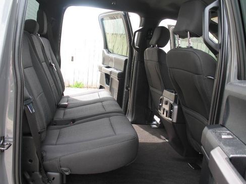 Used 2020 Ford F150 XLT w/ Equipment Group 302A Luxury AWD/4WD image 26