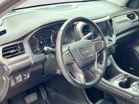 Used 2023 GMC Acadia AT4 w/ Preferred Package AWD/4WD image 9