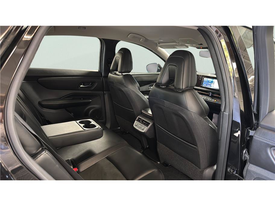 Used 2024 Nissan Ariya FWD image 22