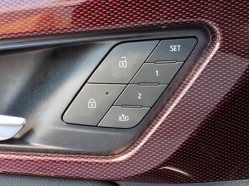Used 2024 Chevrolet Traverse RS AWD/4WD image 16