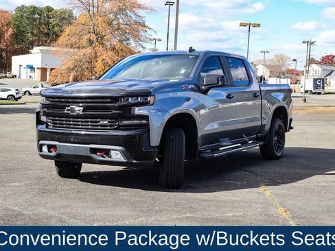 Used 2020 Chevrolet Silverado 1500 LT Trail Boss image 3