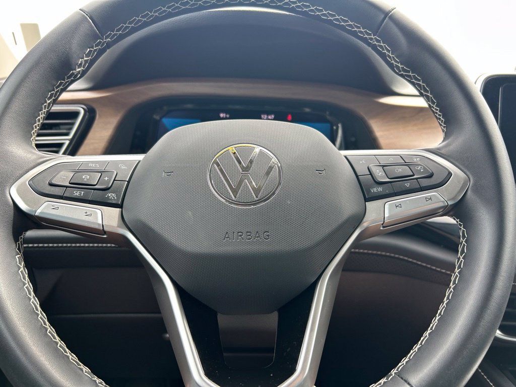 Used 2026 Volkswagen Atlas SE FWD image 25