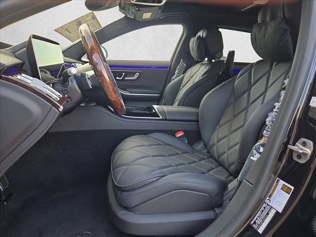 New 2026 Mercedes-Benz Maybach S 680 4MATIC image 4