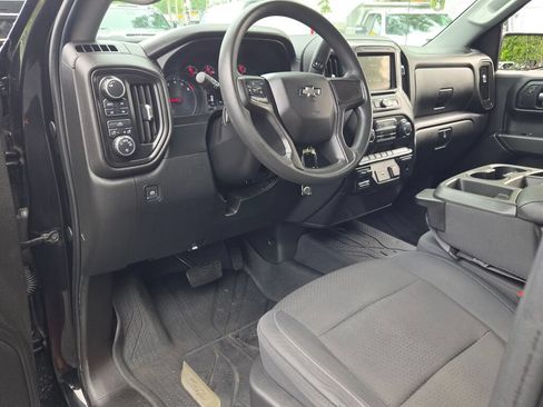 Used 2019 Chevrolet Silverado 1500 Custom Trail Boss w/ Custom Convenience Package AWD/4WD image 28