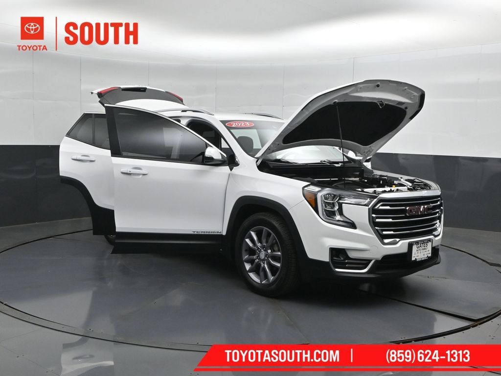 Used 2023 GMC Terrain SLT FWD image 56