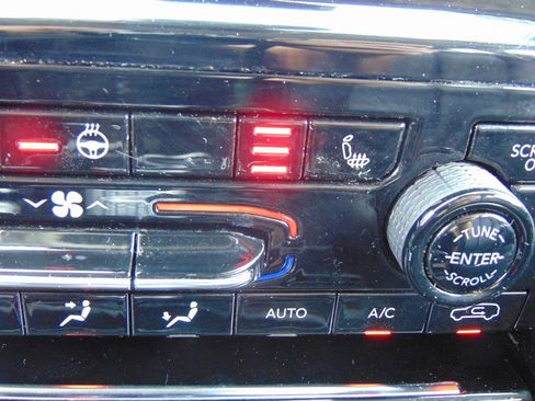 Used 2023 Jeep Grand Cherokee image 35