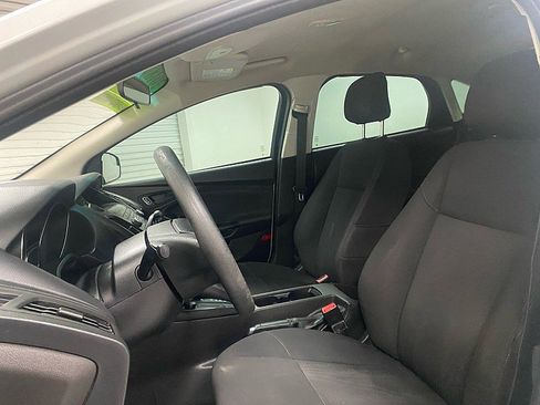 Used 2018 Ford Focus S image 9