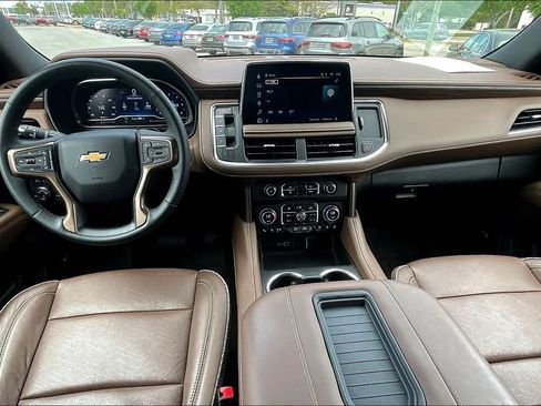 Used 2023 Chevrolet Tahoe High Country AWD/4WD image 7