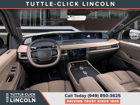 New 2025 Lincoln Navigator Black Label image 9