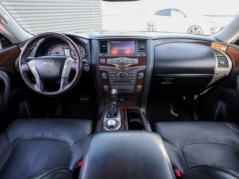 Used 2016 INFINITI QX80 Base w/ Driver's Assistance Package image 25