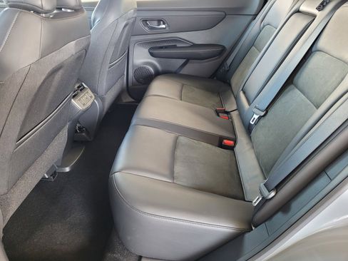 Certified 2024 Nissan Ariya AWD image 6