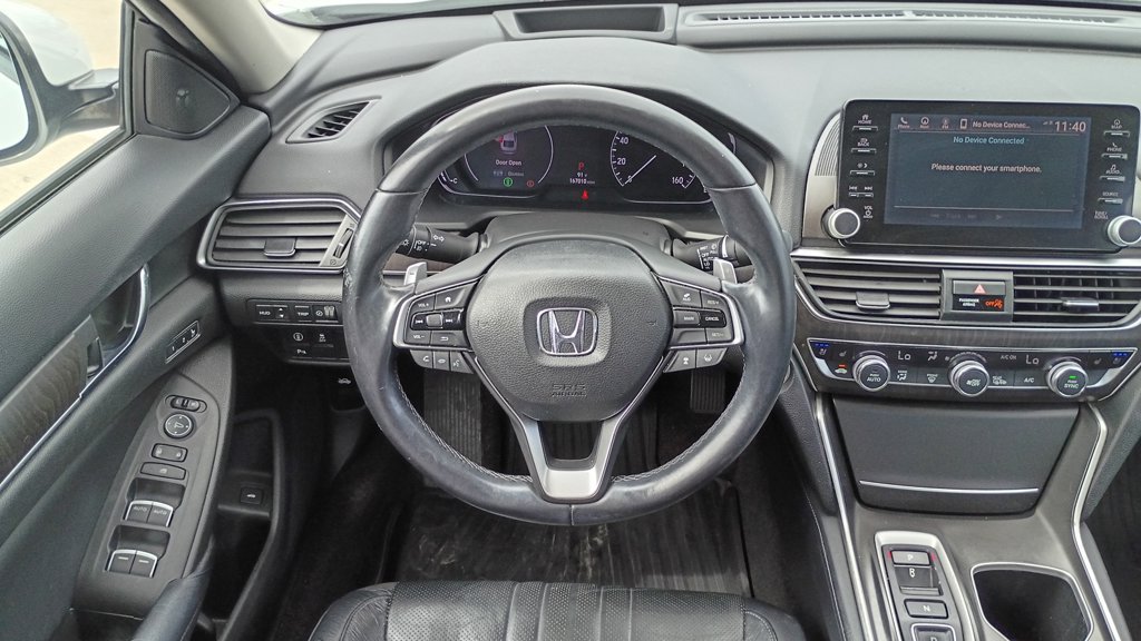 Used 2018 Honda Accord Touring image 28
