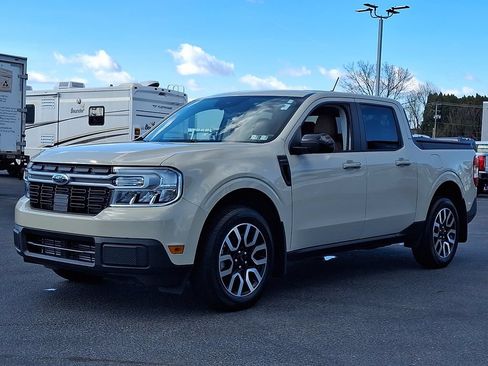 Used 2024 Ford Maverick Lariat w/ 4K Tow Package AWD/4WD image 6