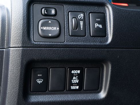 Used 2016 Toyota 4Runner Limited image 44