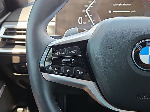 Used 2025 BMW 330i Sedan image 18