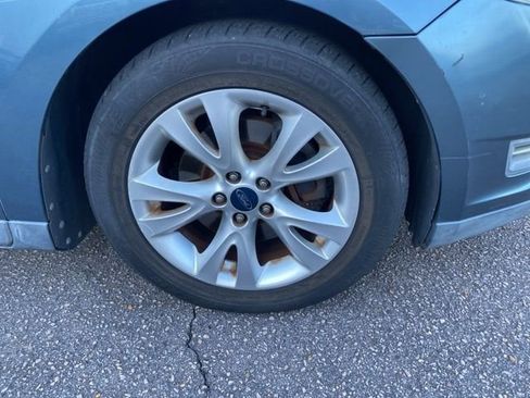 Used 2010 Ford Taurus SEL FWD image 23
