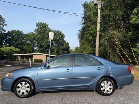 Used 2002 Toyota Camry LE FWD image 14