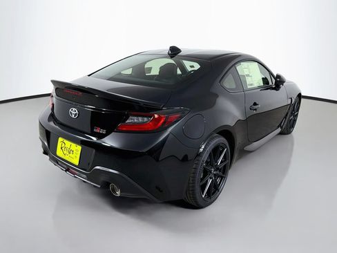 New 2026 Toyota GR86 Premium RWD image 5
