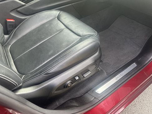 Used 2022 Jeep Grand Cherokee L Overland image 30