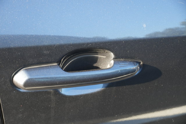 Used 2021 Toyota RAV4 XLE Premium AWD/4WD image 24