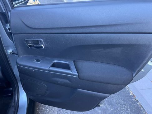 Used 2016 Mitsubishi Outlander Sport ES image 26