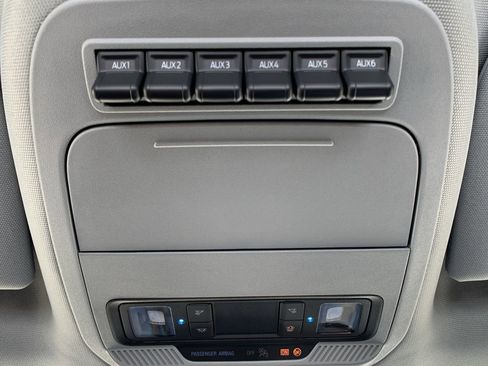 New 2026 Ford F250 XL w/ XL Chrome Package image 40