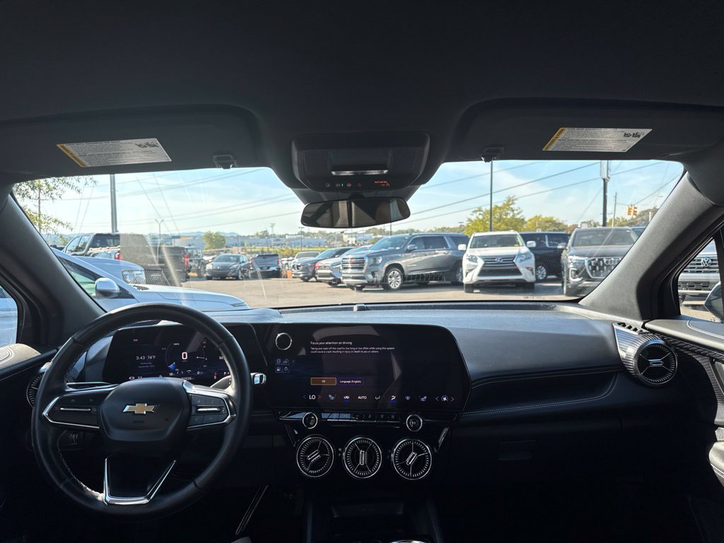 Used 2024 Chevrolet Blazer EV LT AWD/4WD image 18