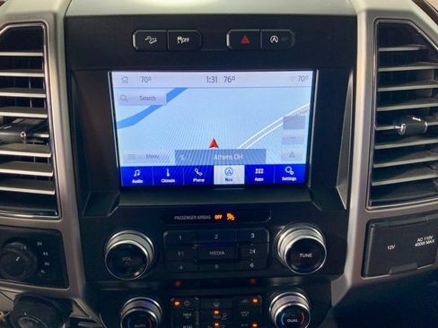 Used 2019 Ford F150 Platinum w/ FX4 Off-Road Package AWD/4WD image 3
