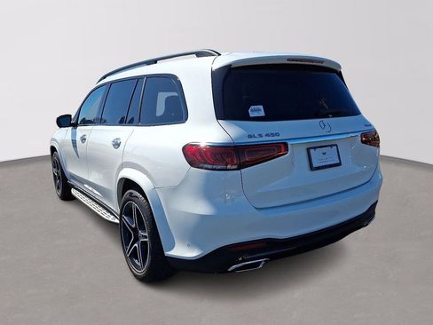 Used 2023 Mercedes-Benz GLS 450 4MATIC image 4