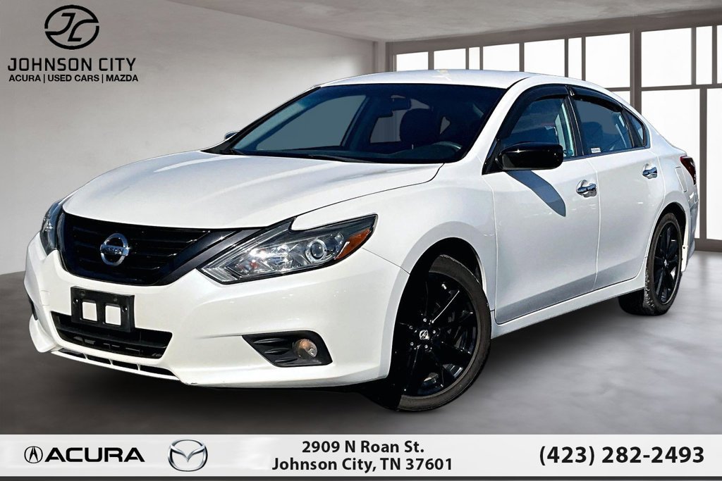 Used 2018 Nissan Altima 2.5 SR w/ SR Midnight Edition FWD image 1