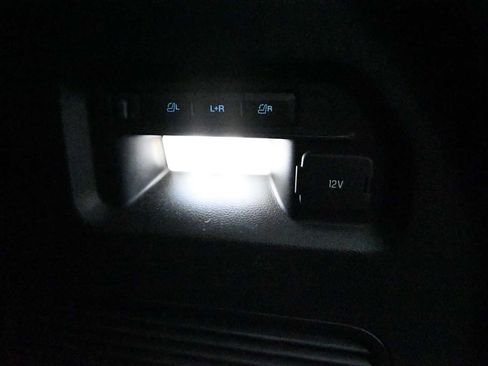 Used 2021 Ford Explorer Limited w/ Equipment Group 301A AWD/4WD image 30