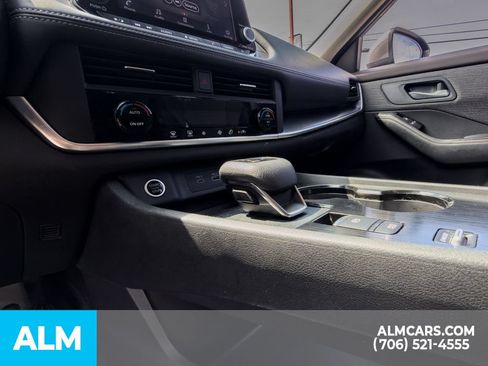 Used 2023 Nissan Rogue SV FWD image 26