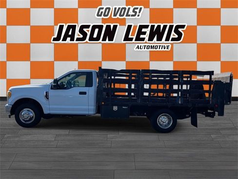 Used 2017 Ford F350 XL w/ Power Equipment Group image 9