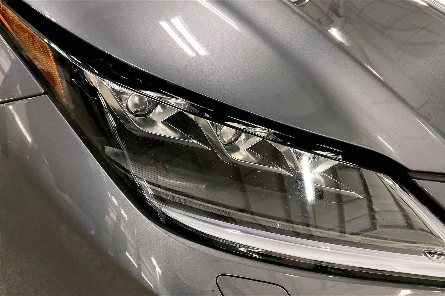 Used 2022 Lexus RX 450h AWD w/ Luxury Package image 28