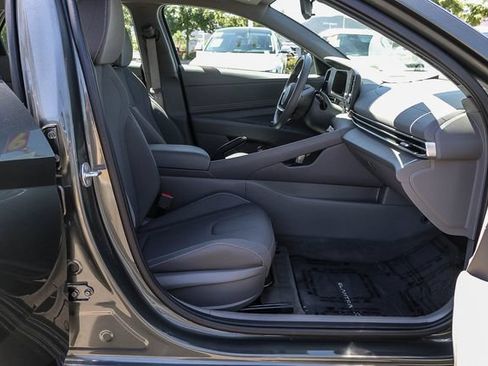 Certified 2026 Hyundai Elantra Sport FWD image 20