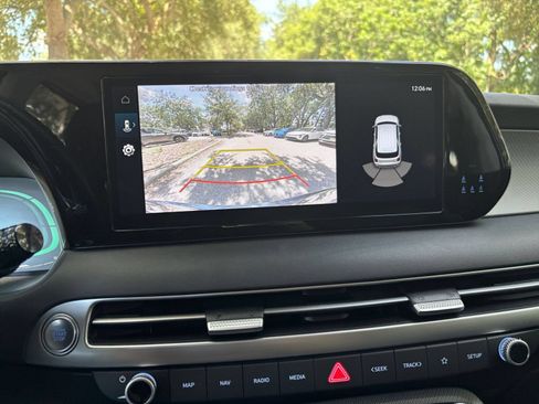 Used 2025 Hyundai Palisade SEL FWD image 14