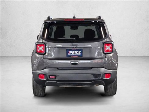 Used 2020 Jeep Renegade Trailhawk w/ Premium Leather Group AWD/4WD image 6