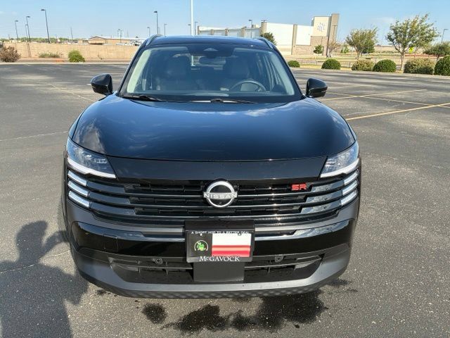 Certified 2025 Nissan Kicks SR w/ SR Premium Package AWD/4WD image 8