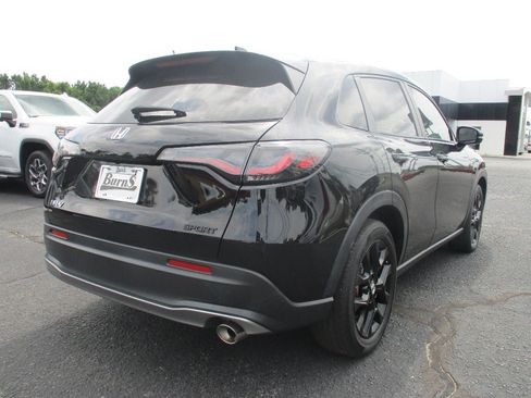 Used 2024 Honda HR-V Sport image 3