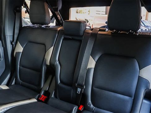 New 2025 Ford Bronco Big Bend w/ Black Diamond Package image 19