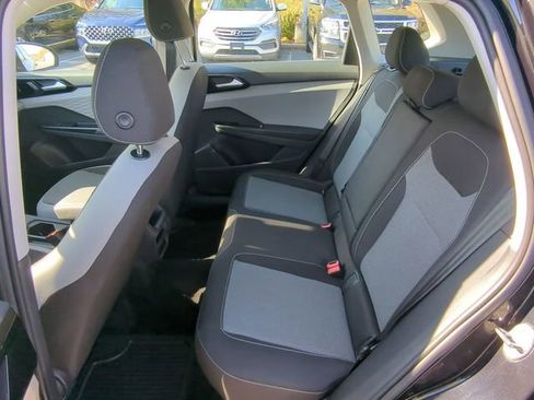 Used 2024 Volkswagen Taos S image 32