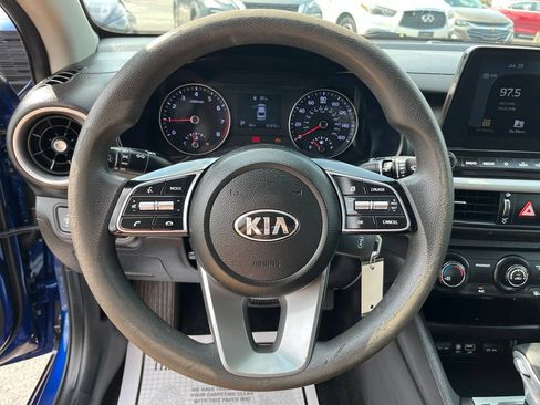 Used 2021 Kia Forte LXS FWD image 15