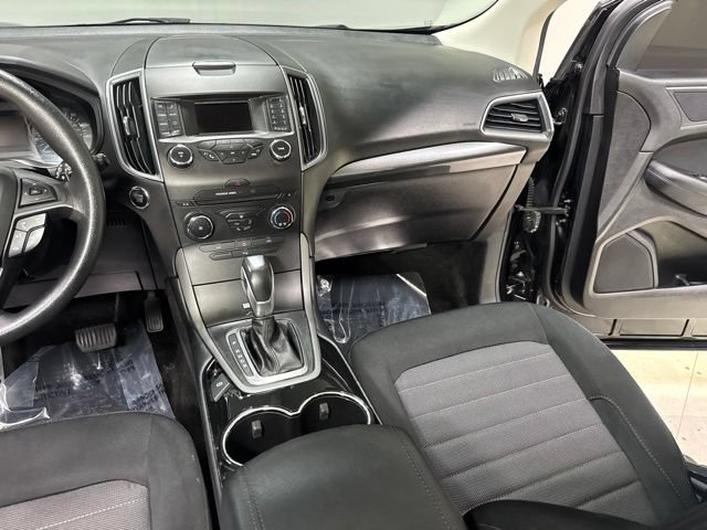 Used 2017 Ford Edge SE AWD/4WD image 19