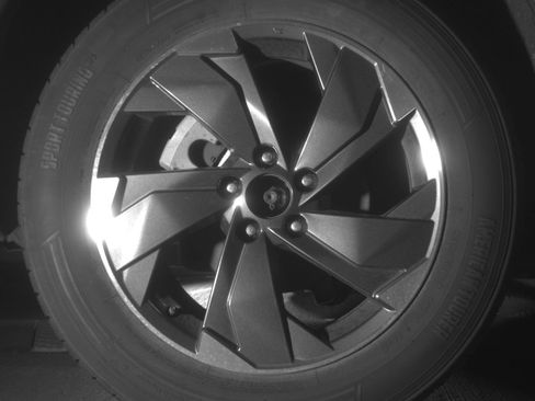 Used 2025 Nissan Rogue SV AWD/4WD image 15