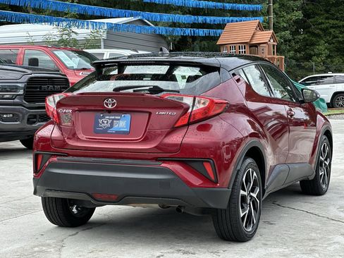 Used 2019 Toyota C-HR Limited FWD image 7