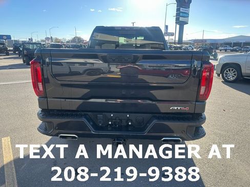 Used 2022 GMC Sierra 1500 AT4 w/ AT4 Premium Package image 5